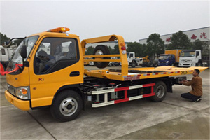 郾城区哪里有拖车服务